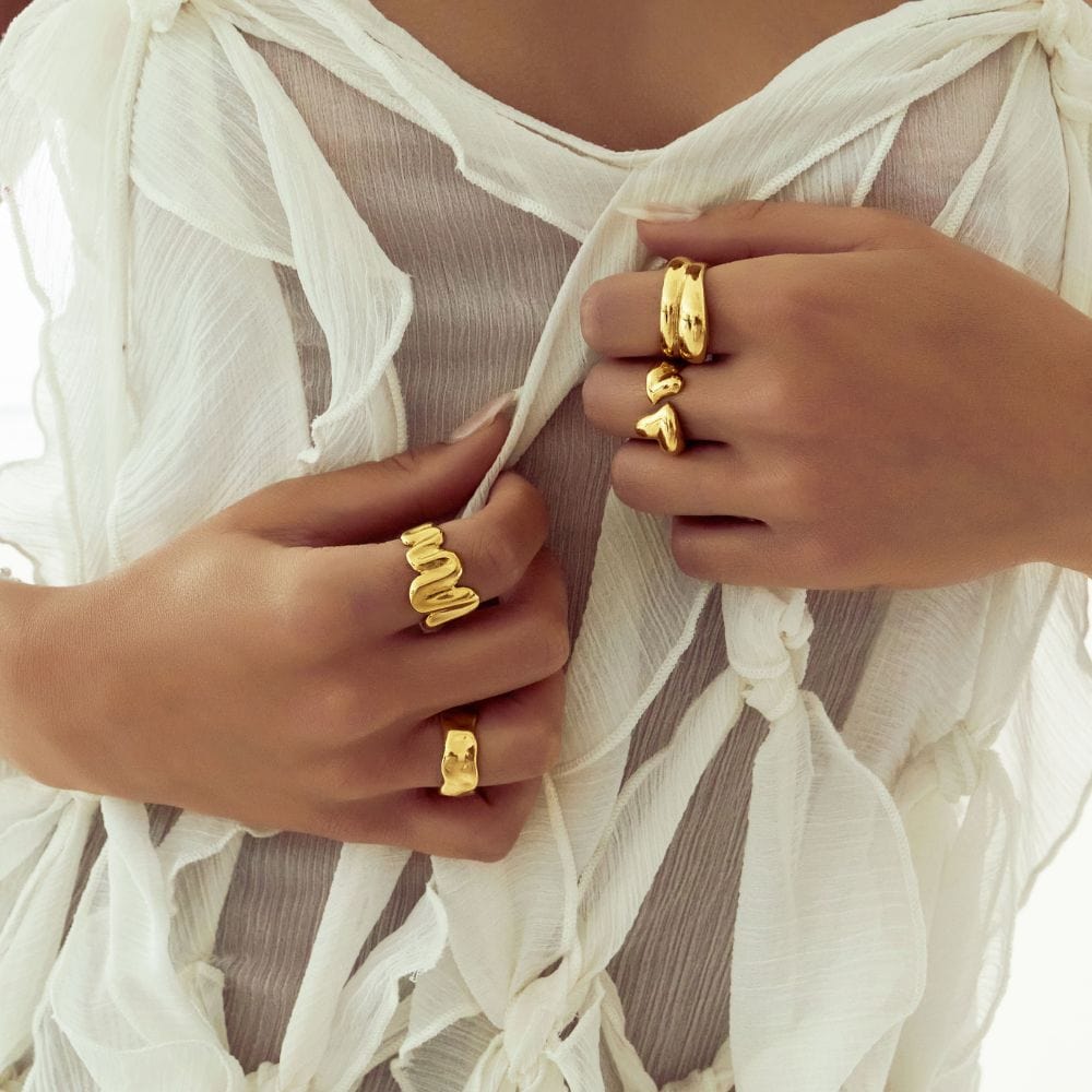 Wide Statement Band